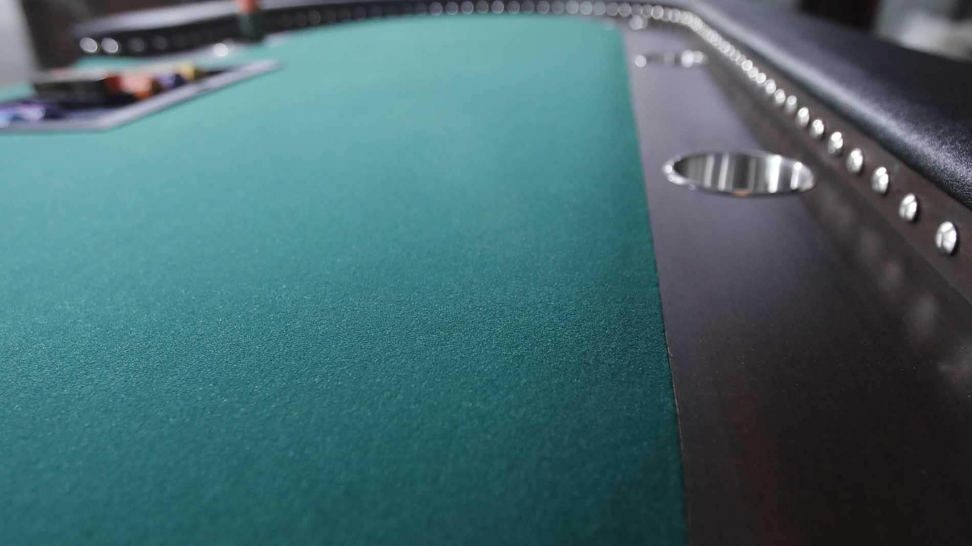 High Roller Poker Table - Thai Aces