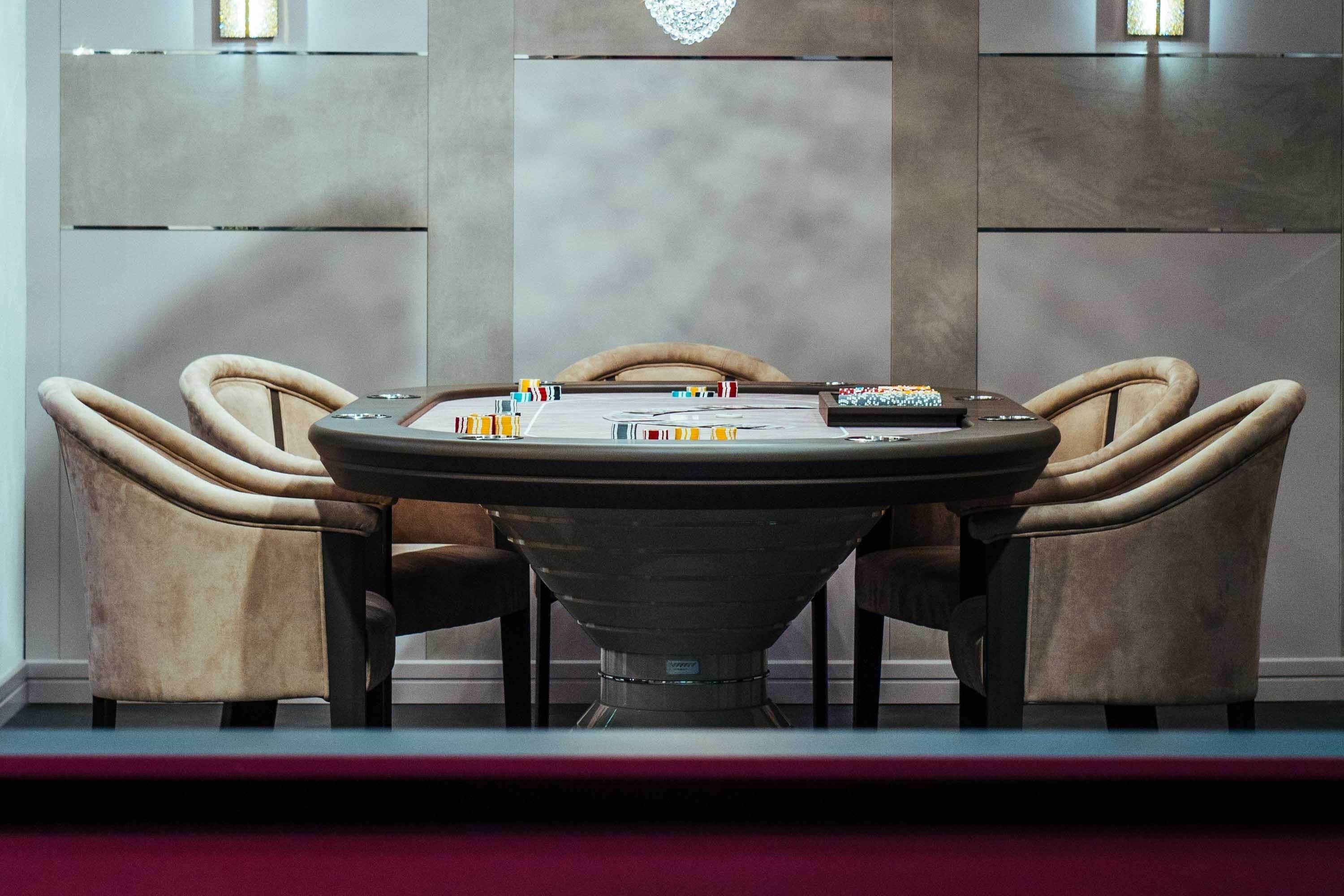 Italian Serene Poker Table - Thai Aces